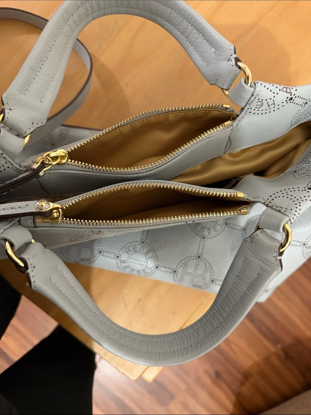 henri bendel elegant henri